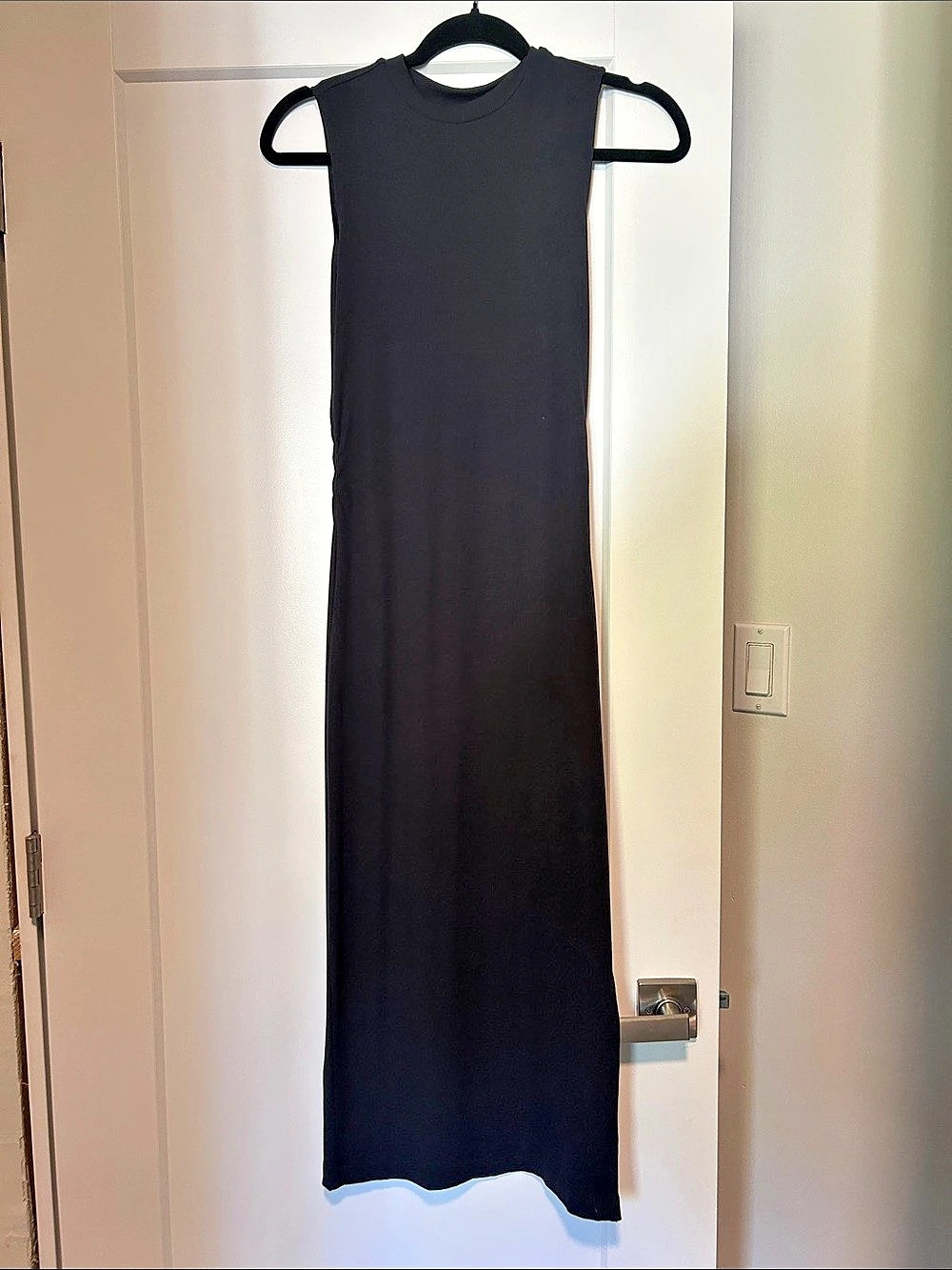 Vuori Black Maxi Dress Like New
